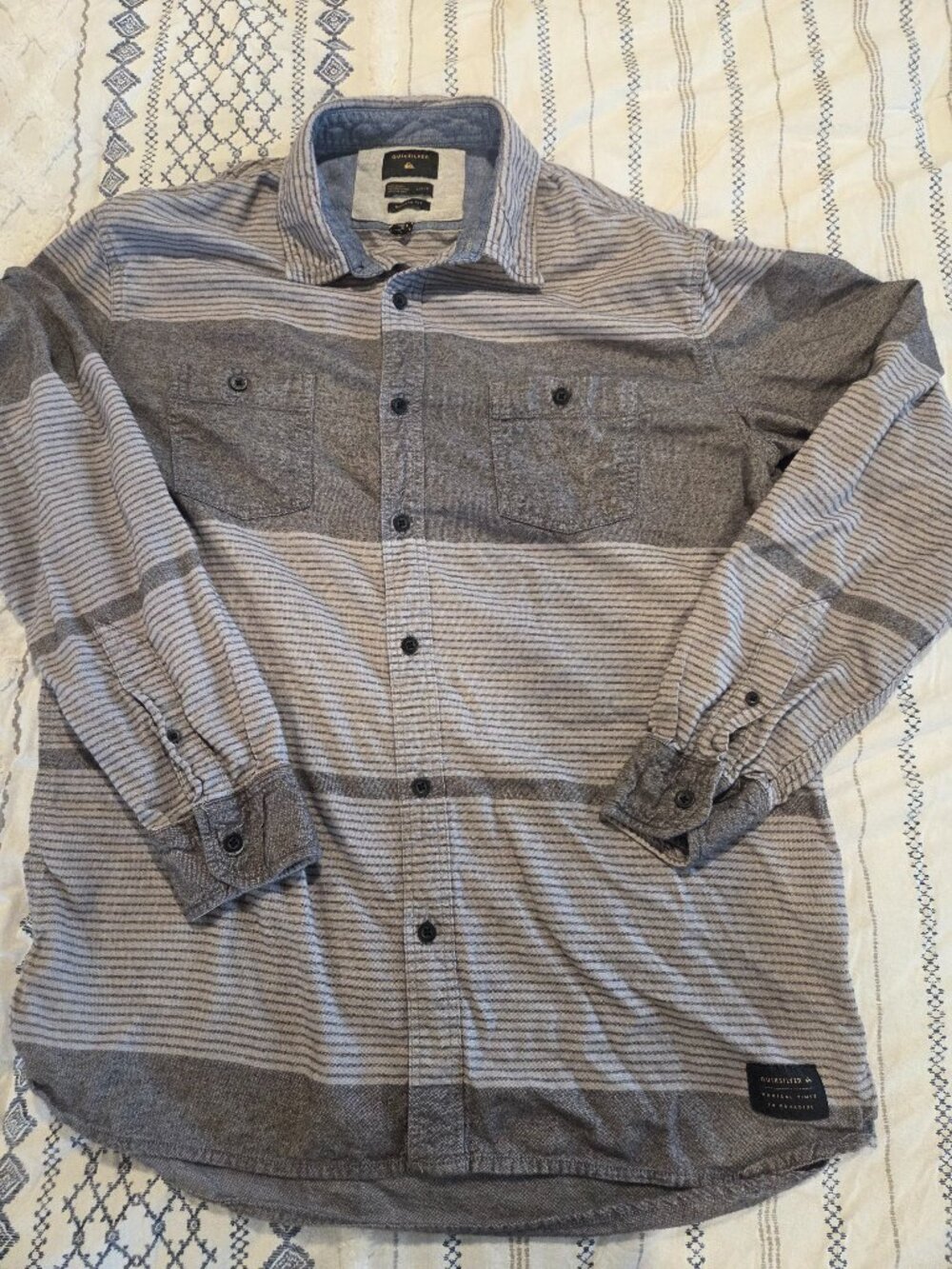Quiksilver Men's Button Down
